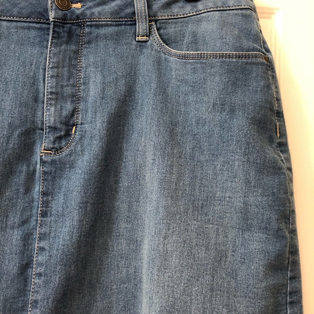 Croft & Barrow Denim Skort - Size 14 - Picture 3 of 7